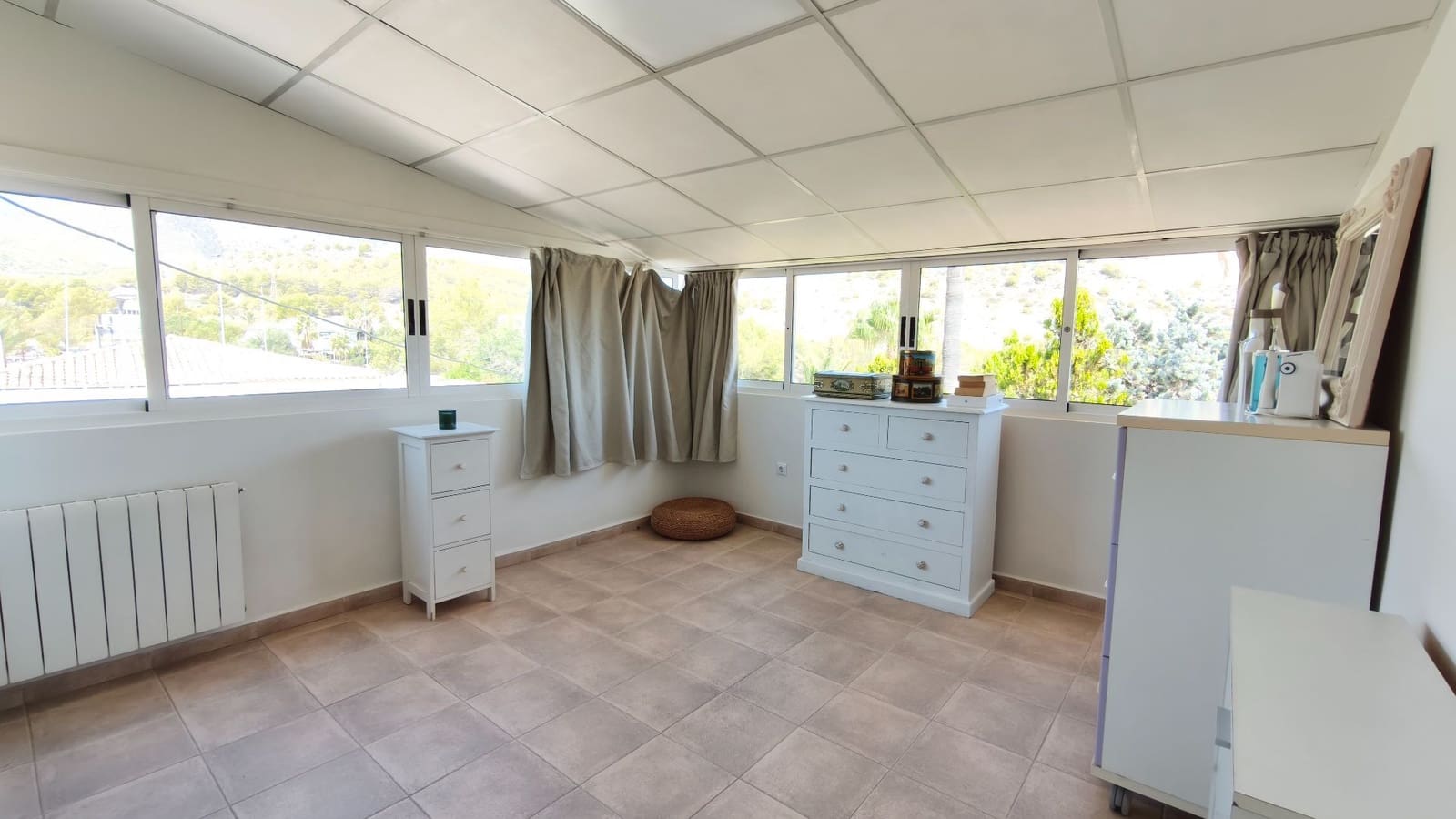 3 slaapkamer Villa te koop in La Nucia met zwembad garage - € 460.000 (Ref: 10048685)