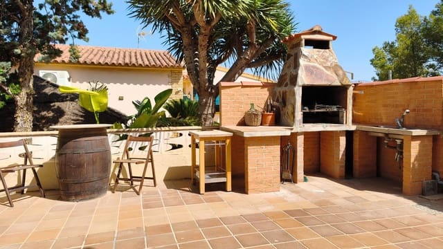 3 Zimmer Villa zu verkaufen in La Nucia mit Pool Garage - 460.000 € (Ref: 10048685)