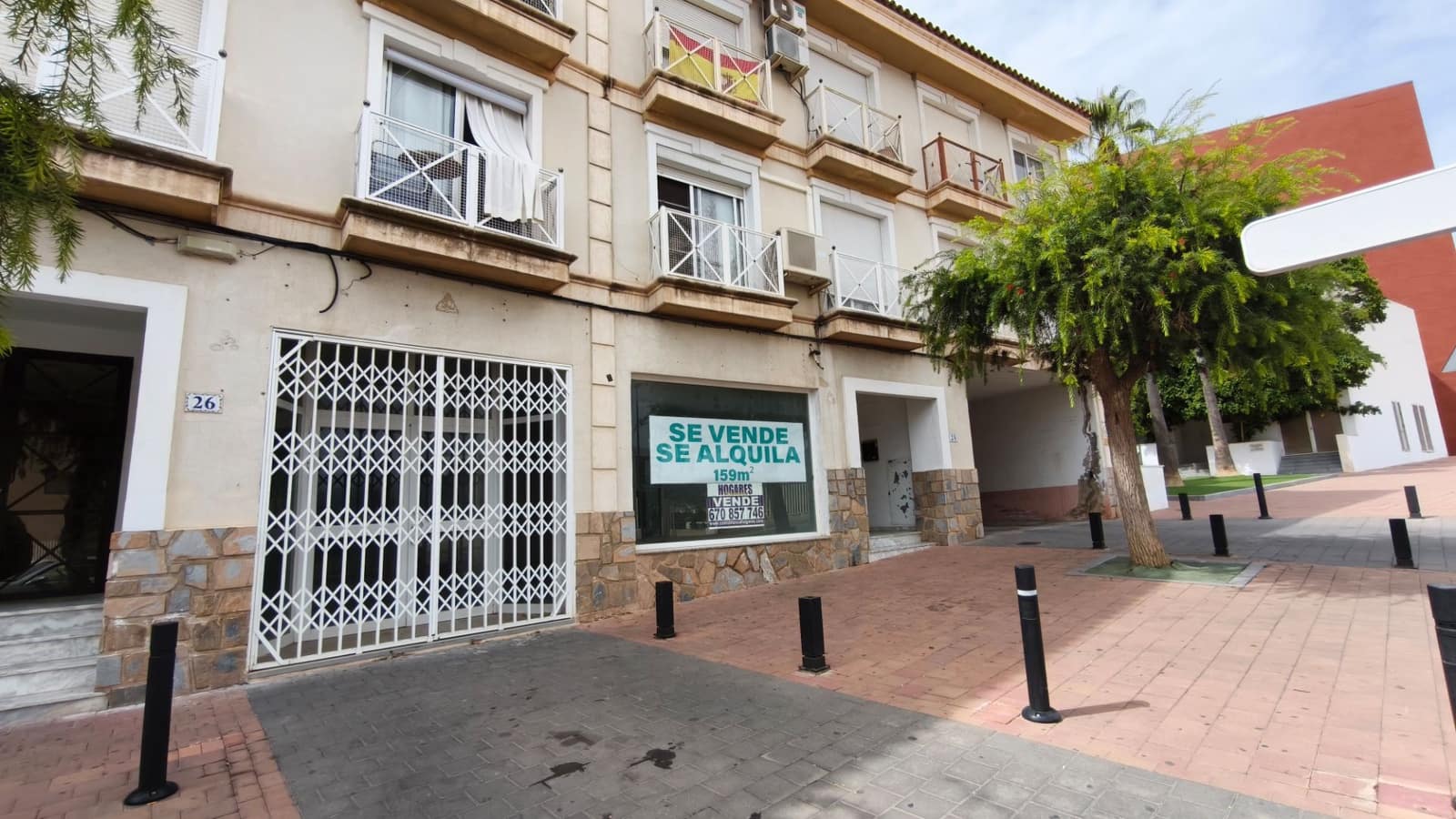 Commercieel te koop in La Nucia - € 138.000 (Ref: 10048686)
