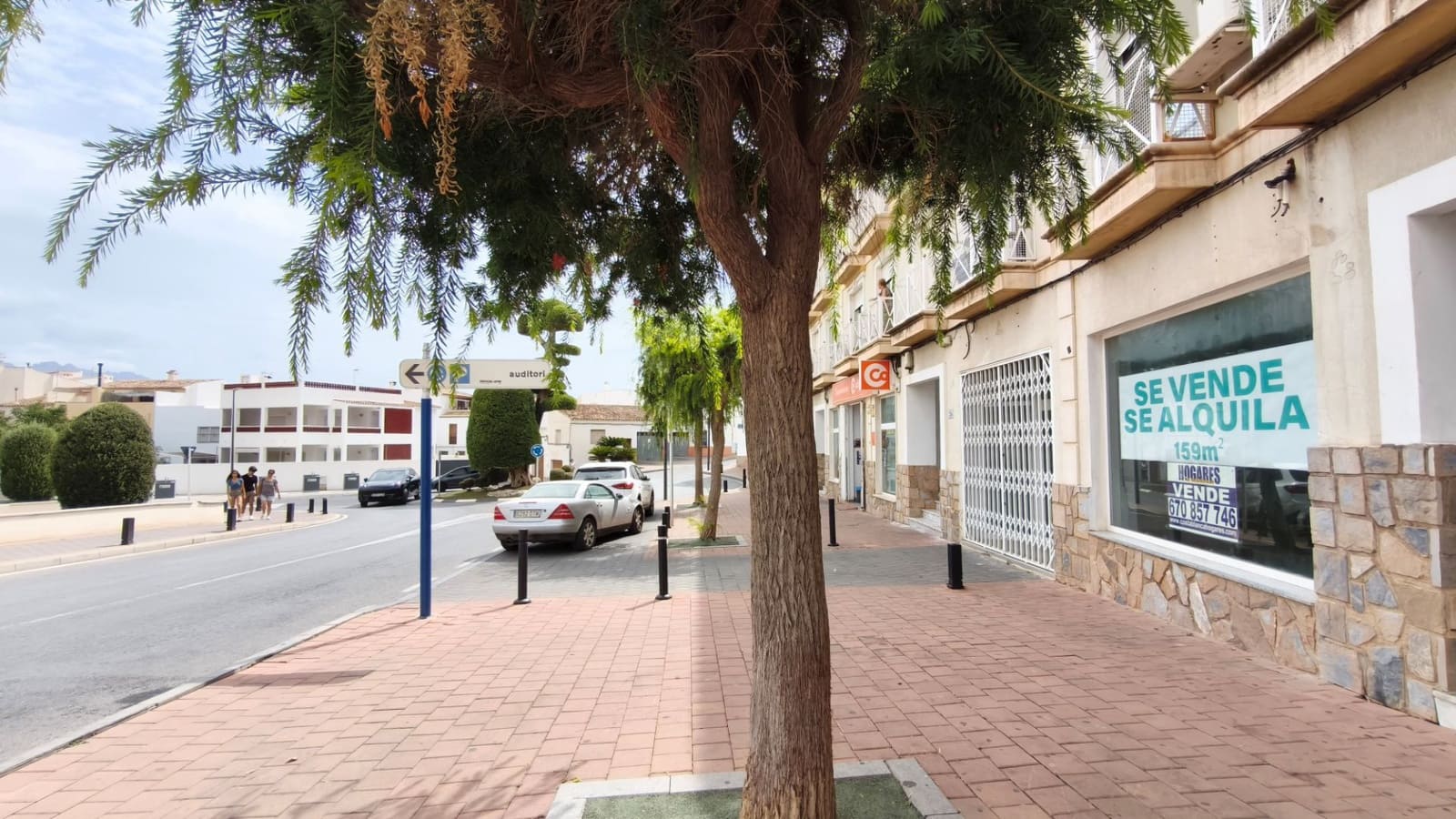 Commercieel te koop in La Nucia - € 138.000 (Ref: 10048686)