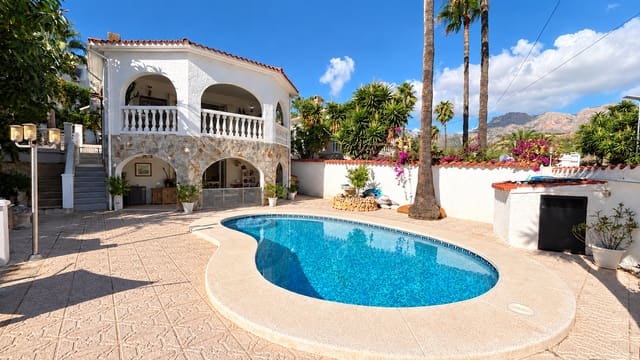 4 Zimmer Villa zu verkaufen in Escandinavia - Cautivador, Alfaz del Pi / L'Alfàs del Pi mit Pool Garage - 525.000 € (Ref: 10066983)