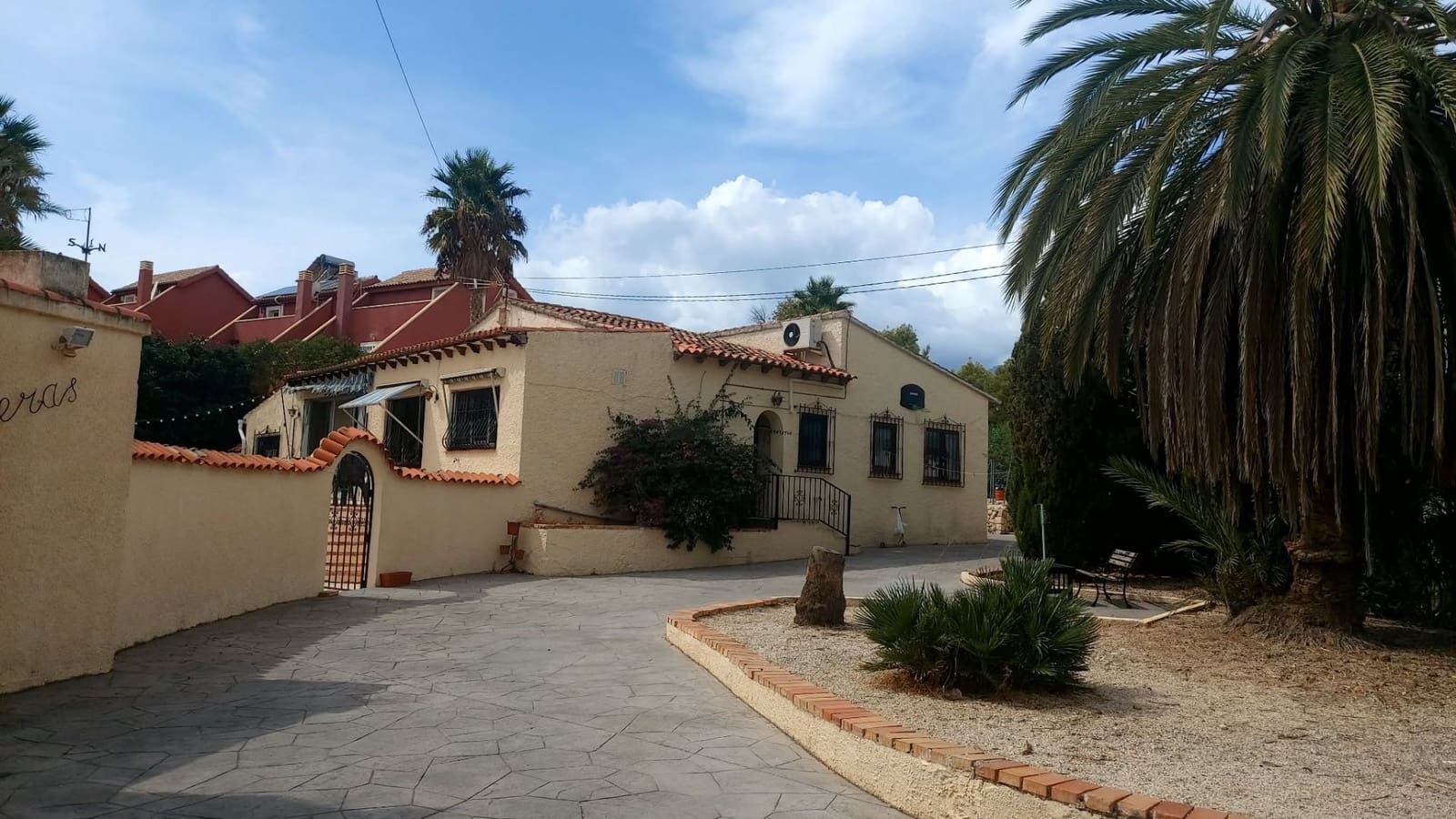 4 sovrum Villa till salu i La Nucia med pool garage - 469 000 € (Ref: 10154560)