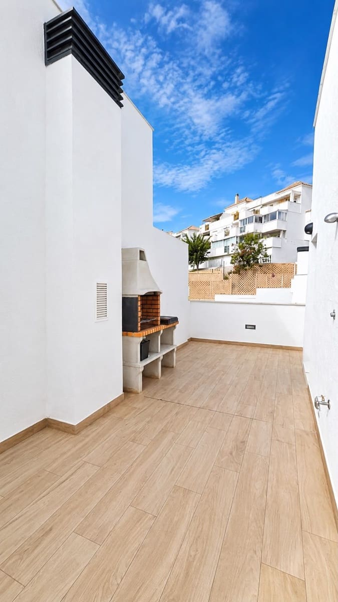 2 bedroom Villa for sale in Finestrat with pool garage - € 359,000 (Ref: 10158946)