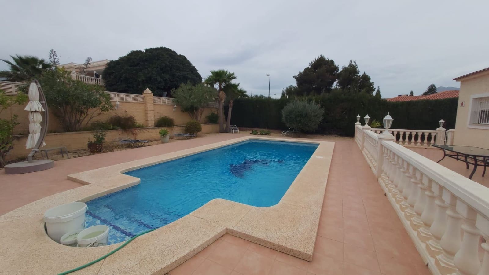 3 soveværelse Villa til salg i La Nucia med swimmingpool garage - € 540.000 (Ref: 10173133)