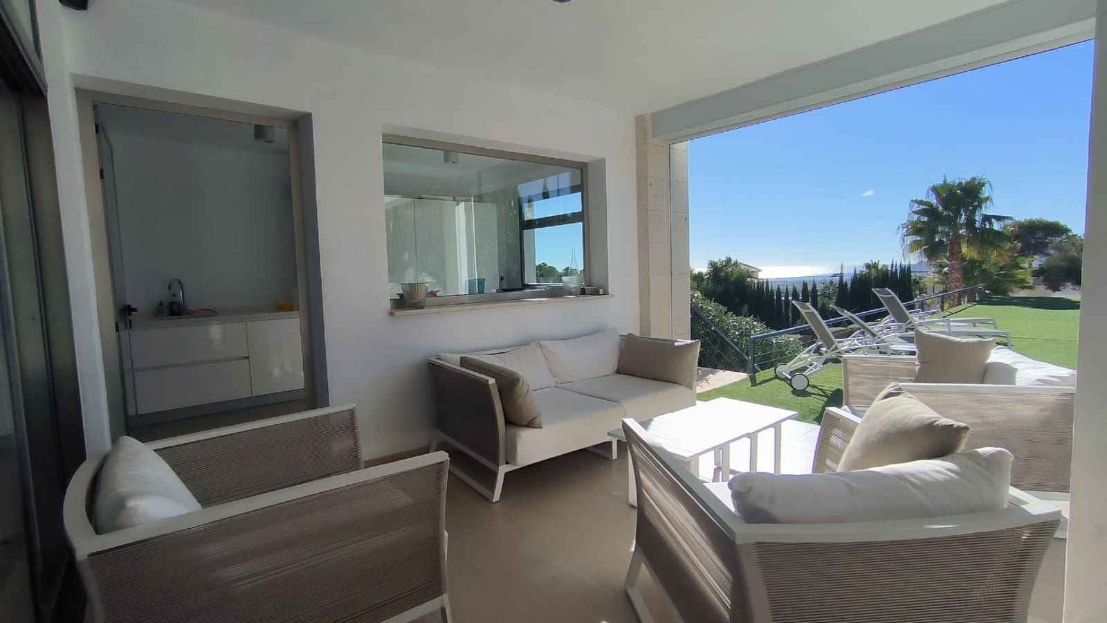 5 bedroom Villa for sale in Altea with pool garage - € 1,100,000 (Ref: 7957188)