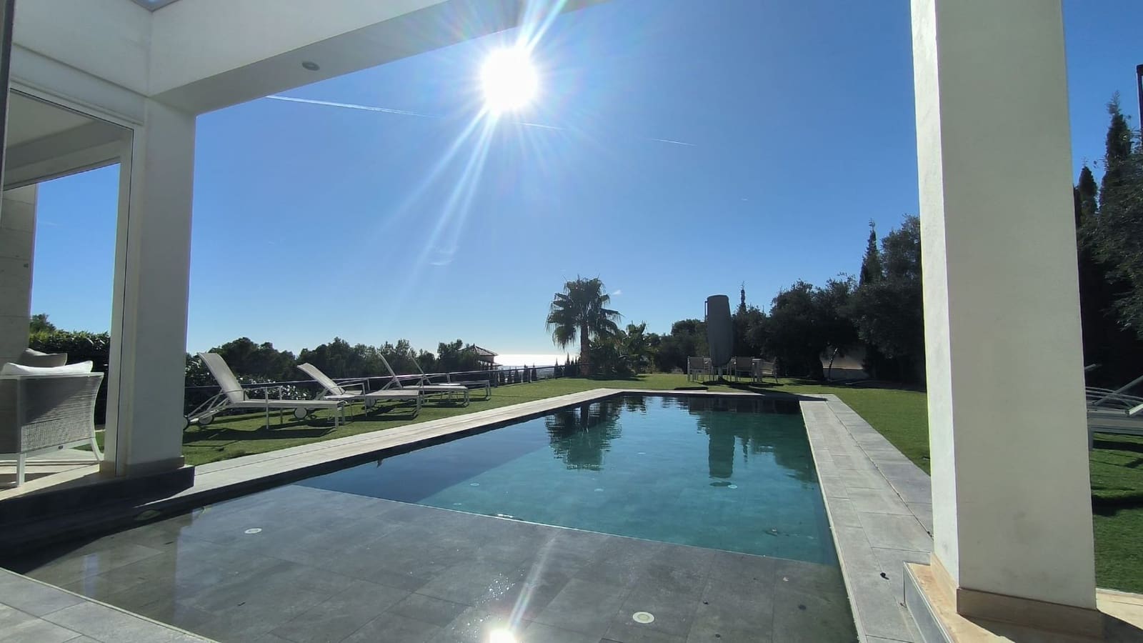 5 bedroom Villa for sale in Altea with pool garage - € 1,100,000 (Ref: 7957188)