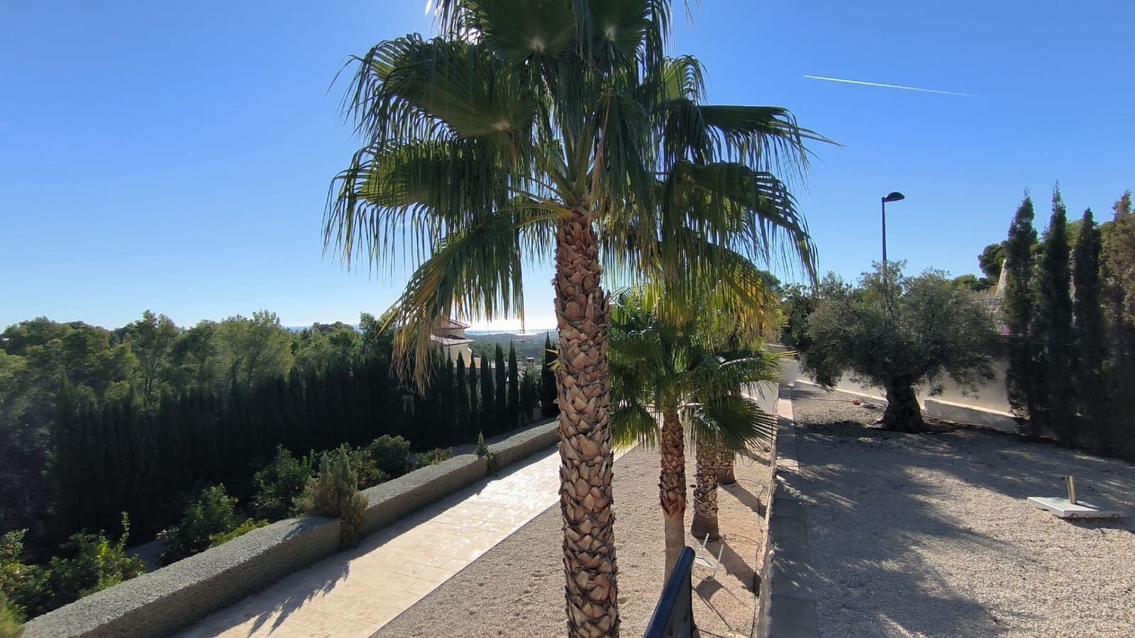 5 bedroom Villa for sale in Altea with pool garage - € 1,100,000 (Ref: 7957188)