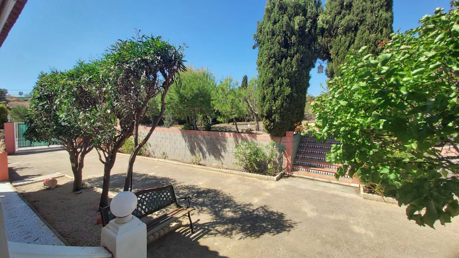 4 sypialnia Willa na sprzedaż w La Nucia z basenem garażem - 560 000 € (Ref: 8242143)