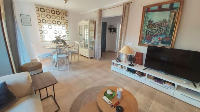 Chalet de 4 habitaciones en La Nucia en venta con piscina garaje - 349.000 € (Ref: 8546698)