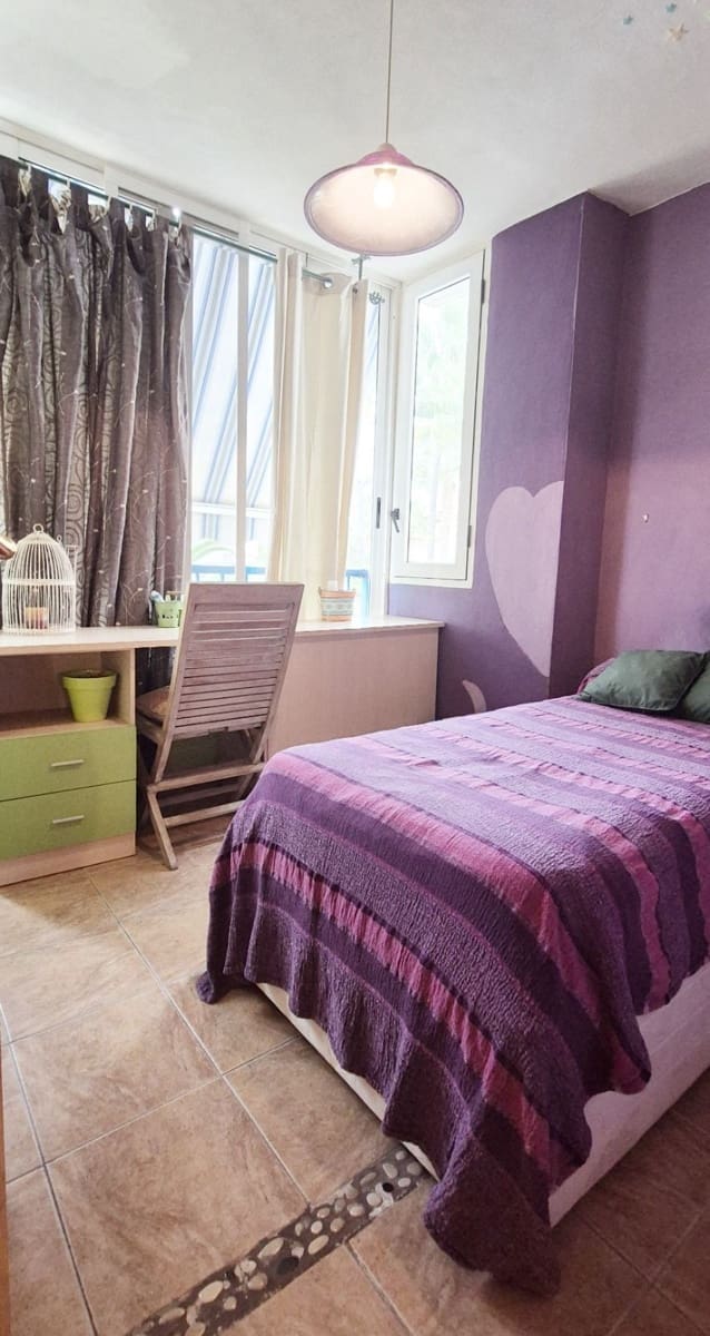 3 makuuhuone Huoneisto myytävänä paikassa Albir mukana uima-altaan 
autotalli - 275 000 € (Ref: 8640739)