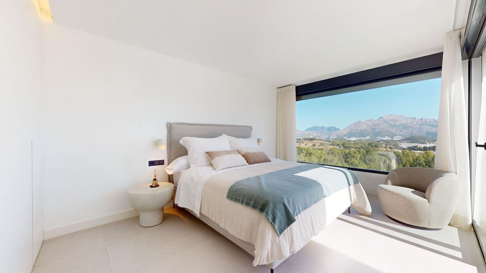 3 bedroom Villa for sale in Polop with pool garage - € 740,000 (Ref: 8703648)