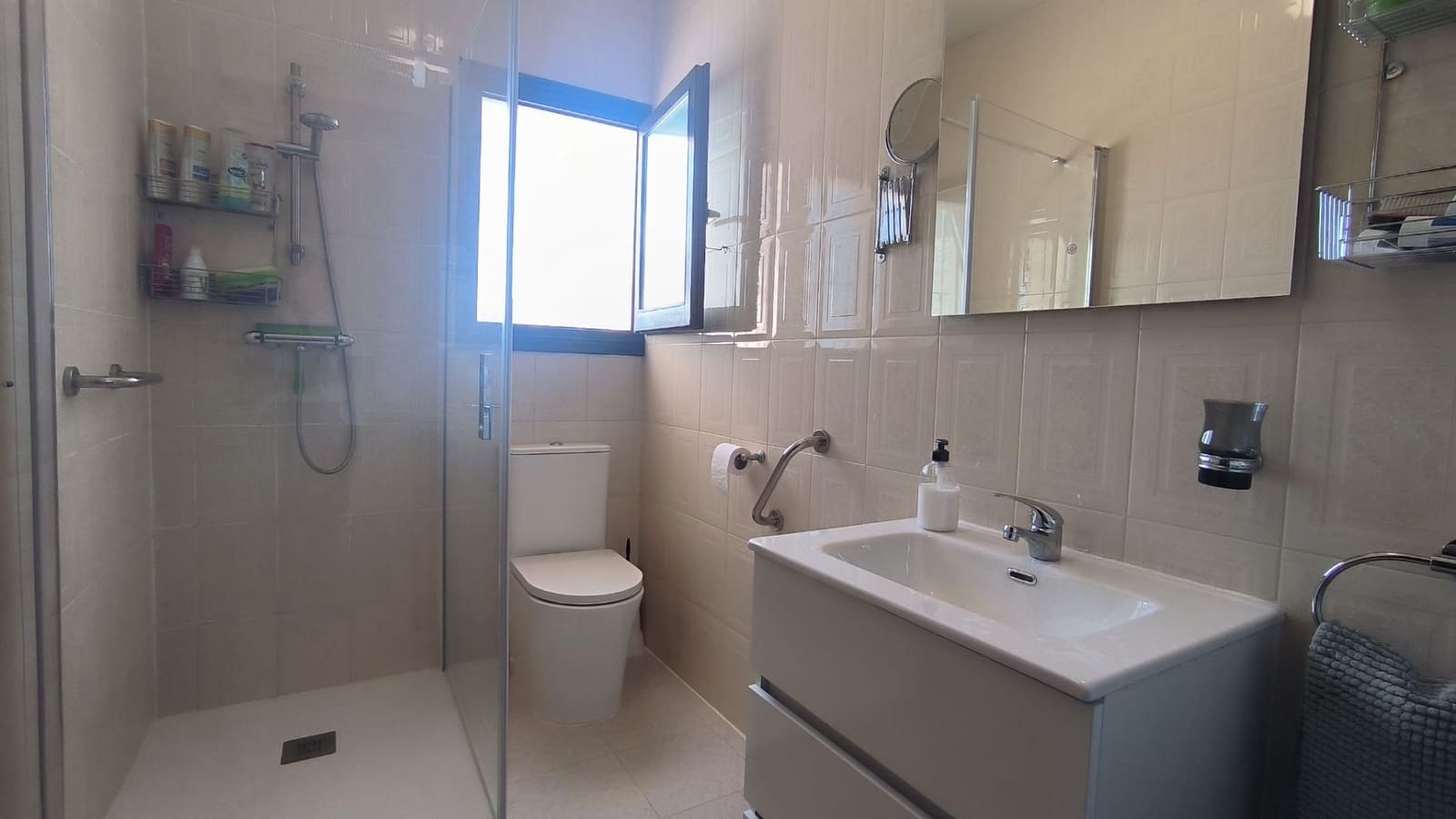 3 bedroom Villa for sale in Callosa d'En Sarria with pool garage - € 359,000 (Ref: 9022843)