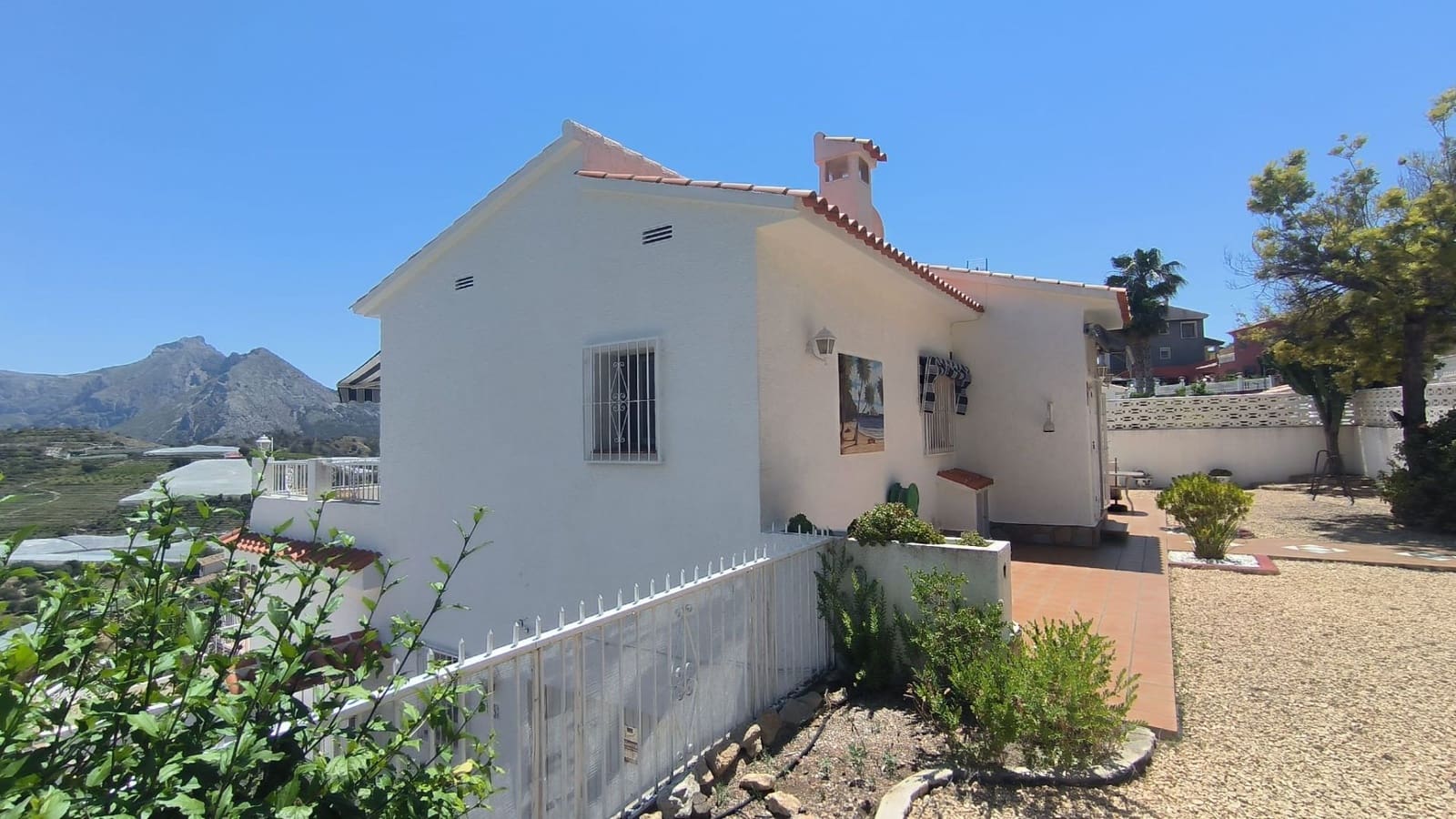 3 bedroom Villa for sale in Callosa d'En Sarria with pool garage - € 359,000 (Ref: 9022843)