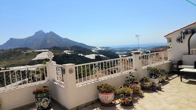 3 sovrum Villa till salu i Callosa d'En Sarrià med pool garage - 359 000 € (Ref: 9022843)