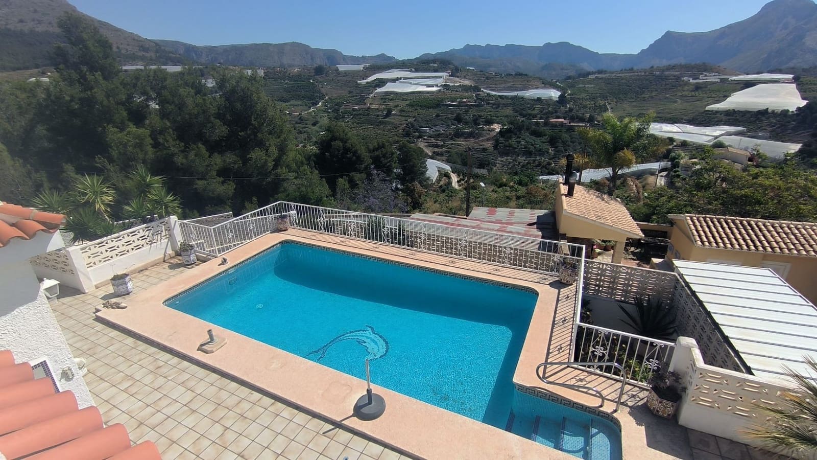 3 bedroom Villa for sale in Callosa d'En Sarria with pool garage - € 359,000 (Ref: 9022843)
