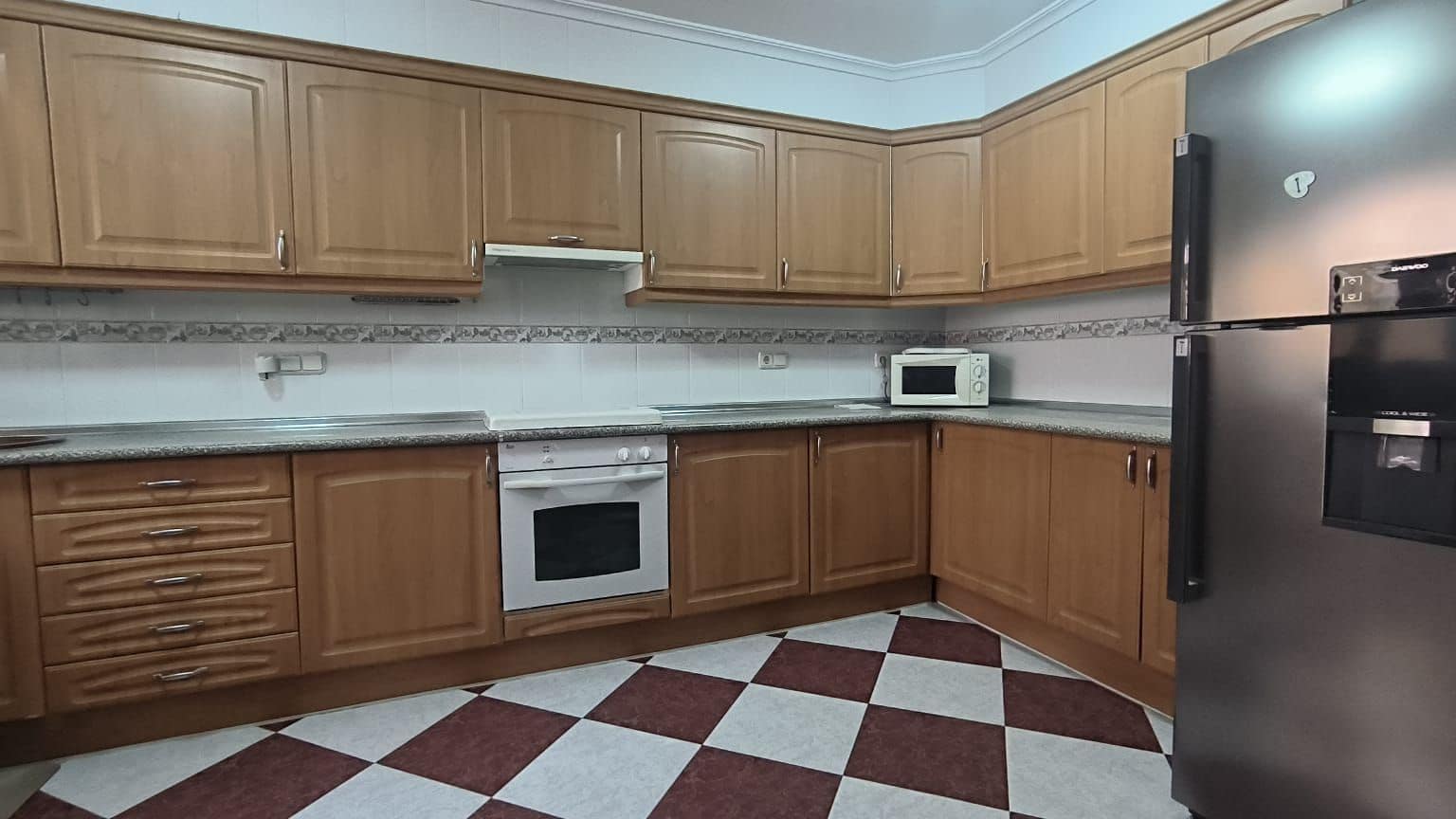 4 bedroom Villa for sale in Alfaz del Pi / L'Alfas del Pi - € 360,000 (Ref: 9097852)