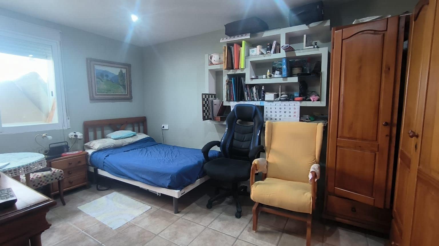 4 bedroom Villa for sale in Alfaz del Pi / L'Alfas del Pi - € 360,000 (Ref: 9097852)