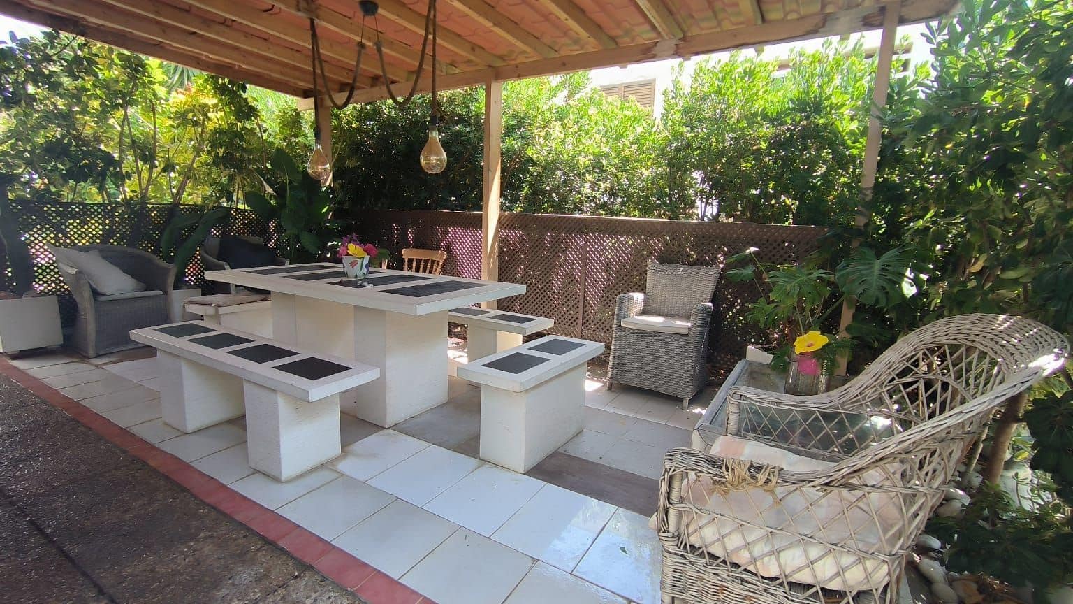 2 bedroom Apartment for sale in Altea with garage - € 365,000 (Ref: 9106243)