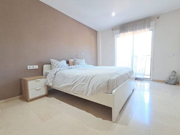 Chalet de 5 habitaciones en La Nucia en venta con piscina garaje - 440.000 € (Ref: 9159240)