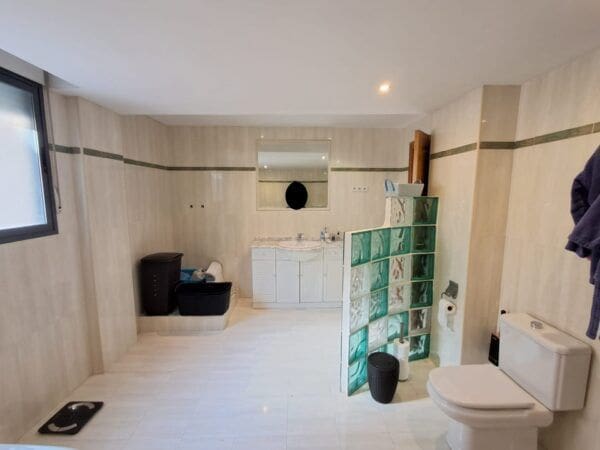 Chalet de 5 habitaciones en La Nucia en venta con piscina garaje - 440.000 € (Ref: 9159240)