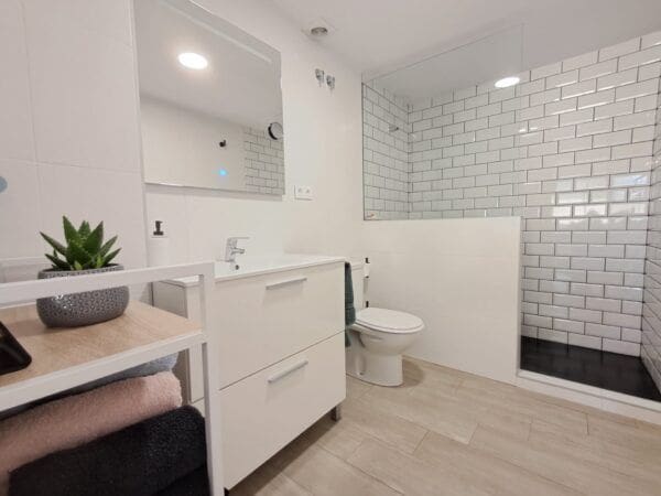 5 soveværelse Villa til salg i La Nucia med swimmingpool garage - € 440.000 (Ref: 9159240)