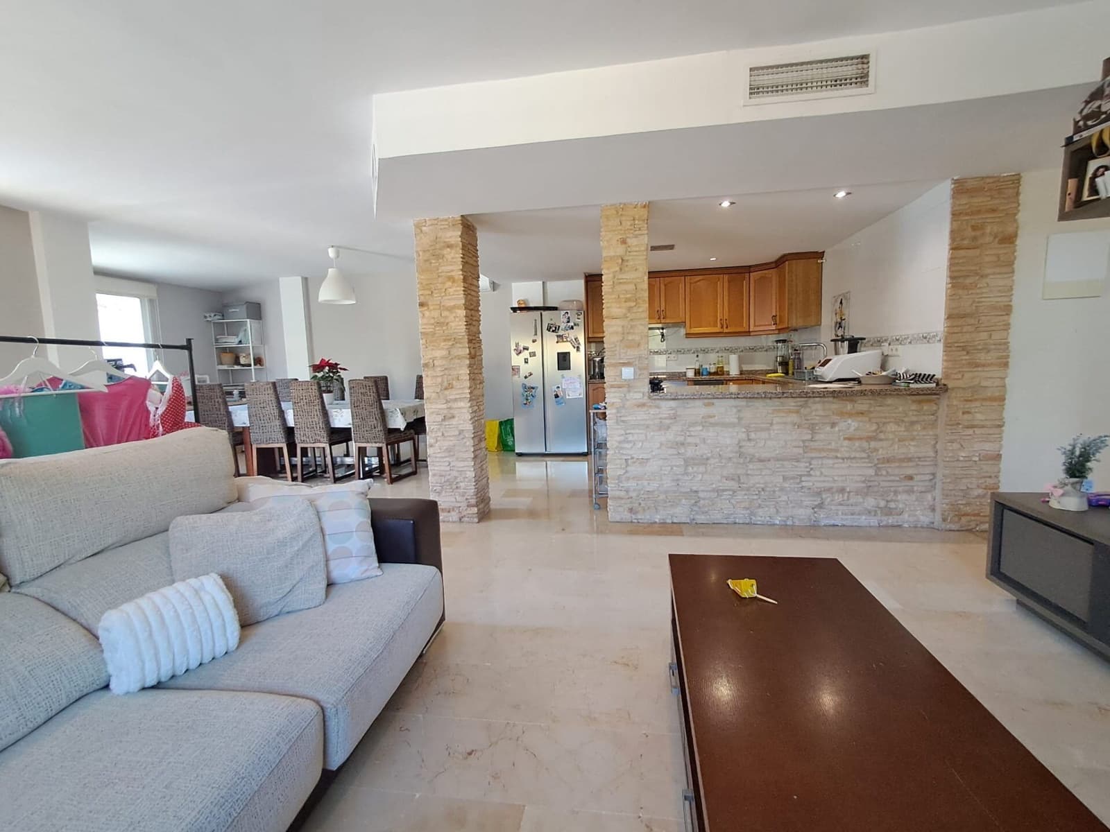 Chalet de 5 habitaciones en La Nucia en venta con piscina garaje - 440.000 € (Ref: 9159240)