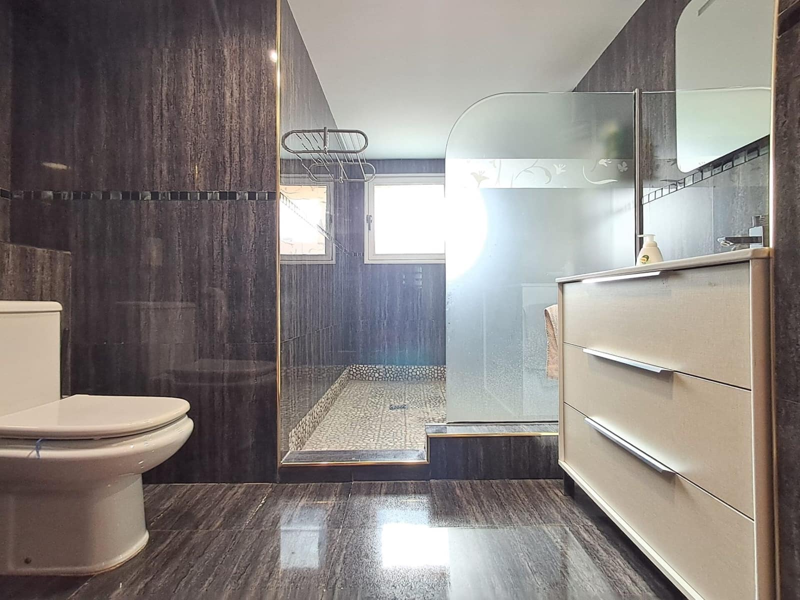 Chalet de 5 habitaciones en La Nucia en venta con piscina garaje - 440.000 € (Ref: 9159240)