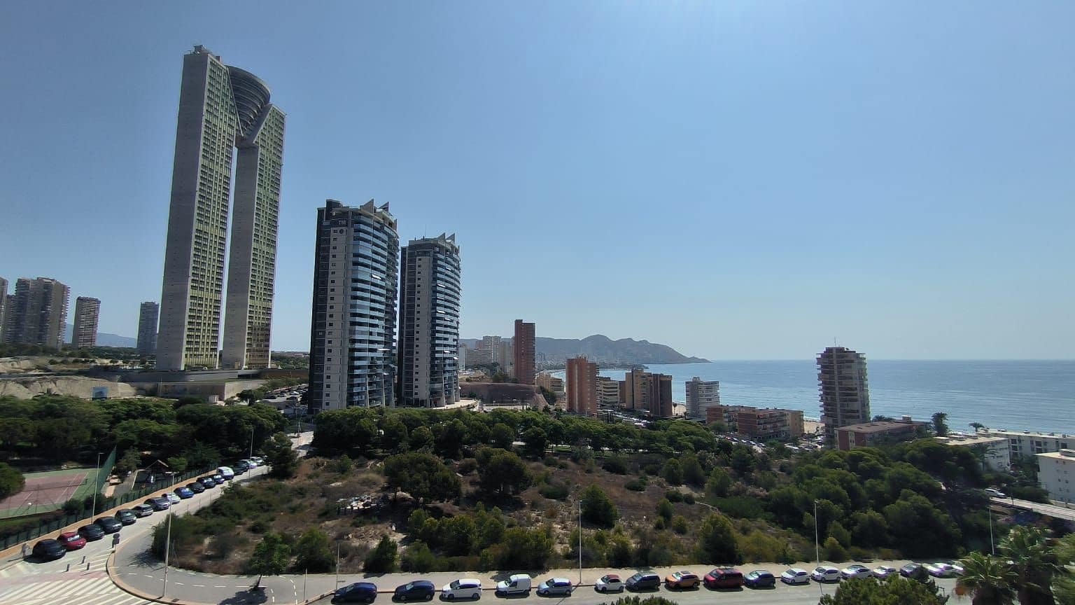 Apartamento de 3 habitaciones en Benidorm en venta con piscina garaje - 995.000 € (Ref: 9165476)
