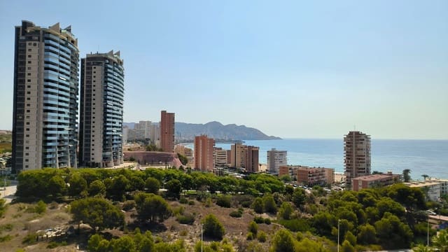 3 sovrum Lägenhet till salu i Benidorm med pool garage - 995 000 € (Ref: 9165476)