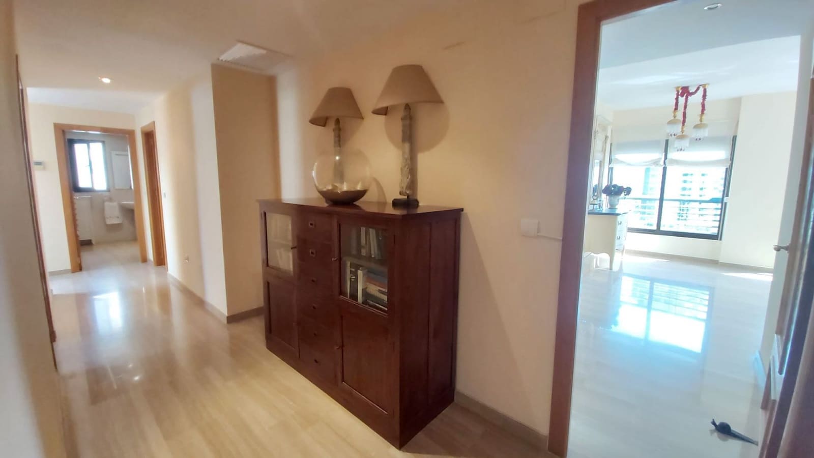 Apartamento de 3 habitaciones en Benidorm en venta con piscina garaje - 995.000 € (Ref: 9165476)
