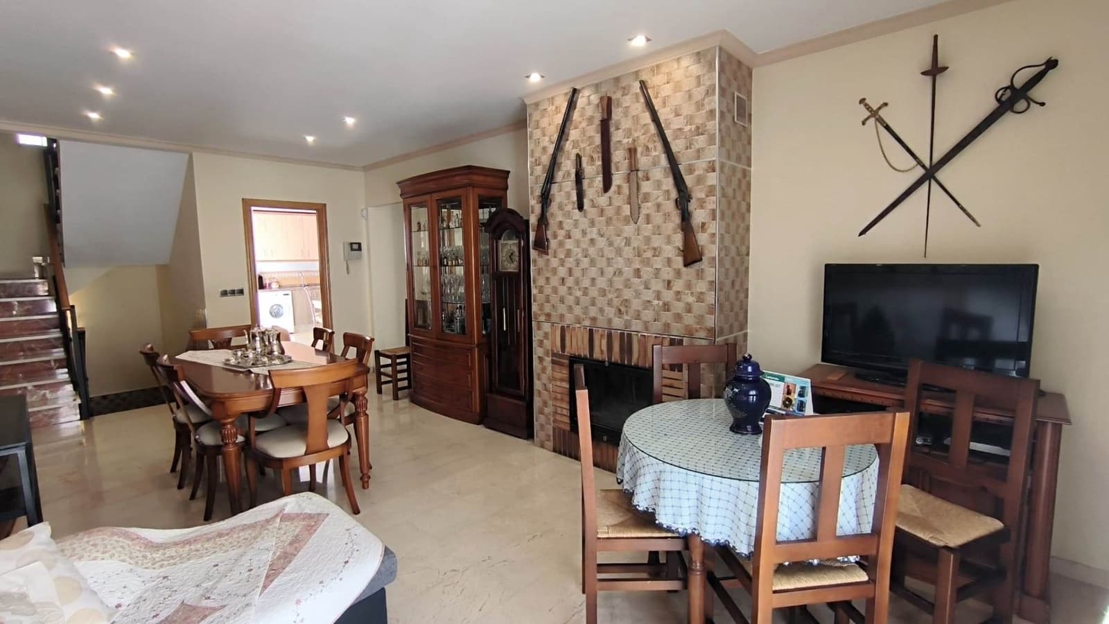 Chalet de 4 habitaciones en La Nucia en venta con garaje - 307.000 € (Ref: 9183249)