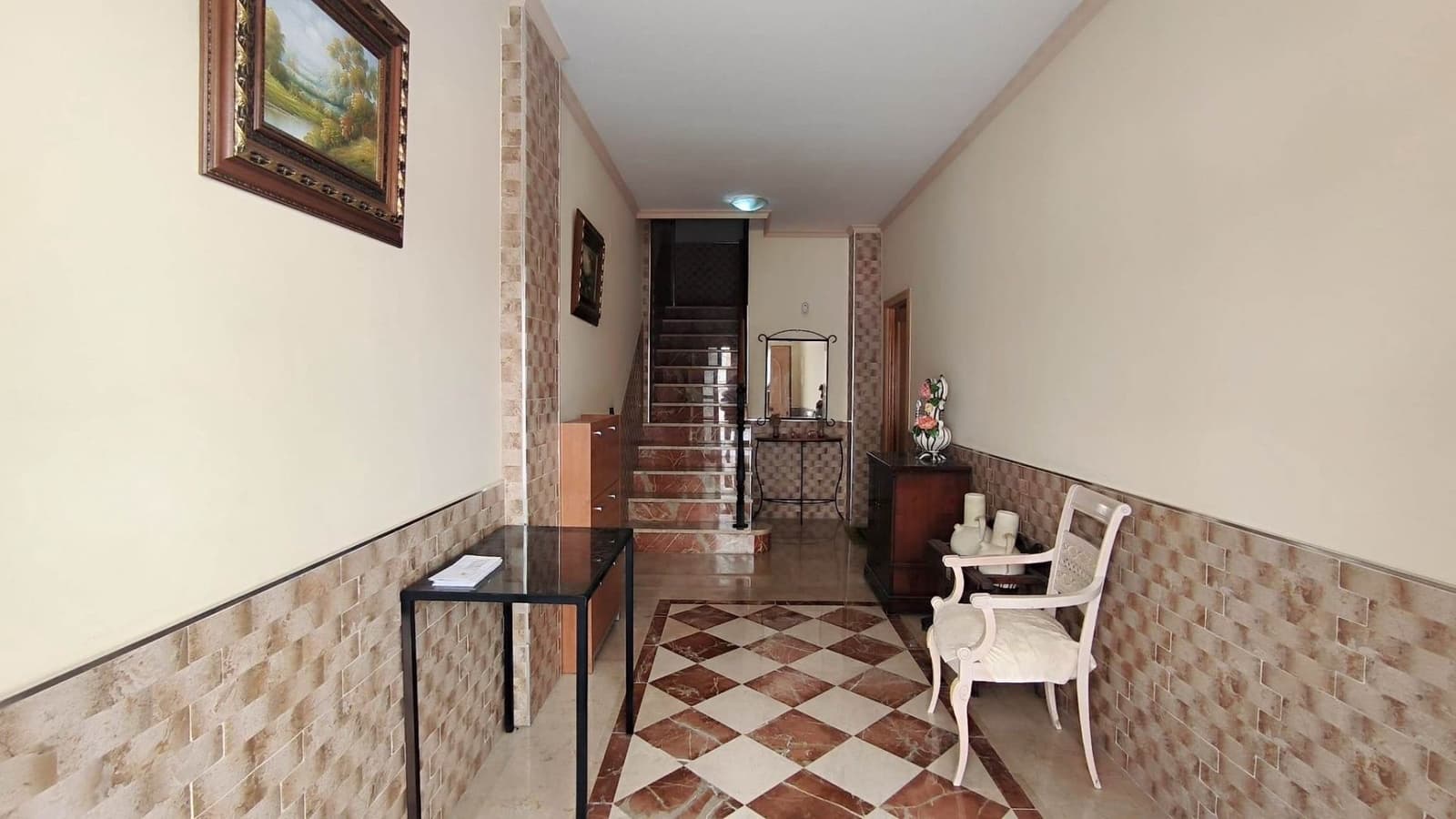 Chalet de 4 habitaciones en La Nucia en venta con garaje - 307.000 € (Ref: 9183249)