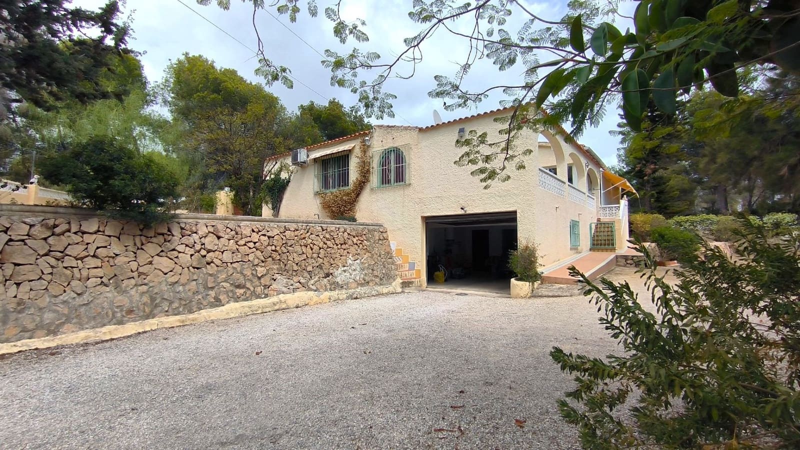 Chalet de 3 habitaciones en Alfaz del Pi / L'Alfàs del Pi en venta con garaje - 420.000 € (Ref: 9226172)