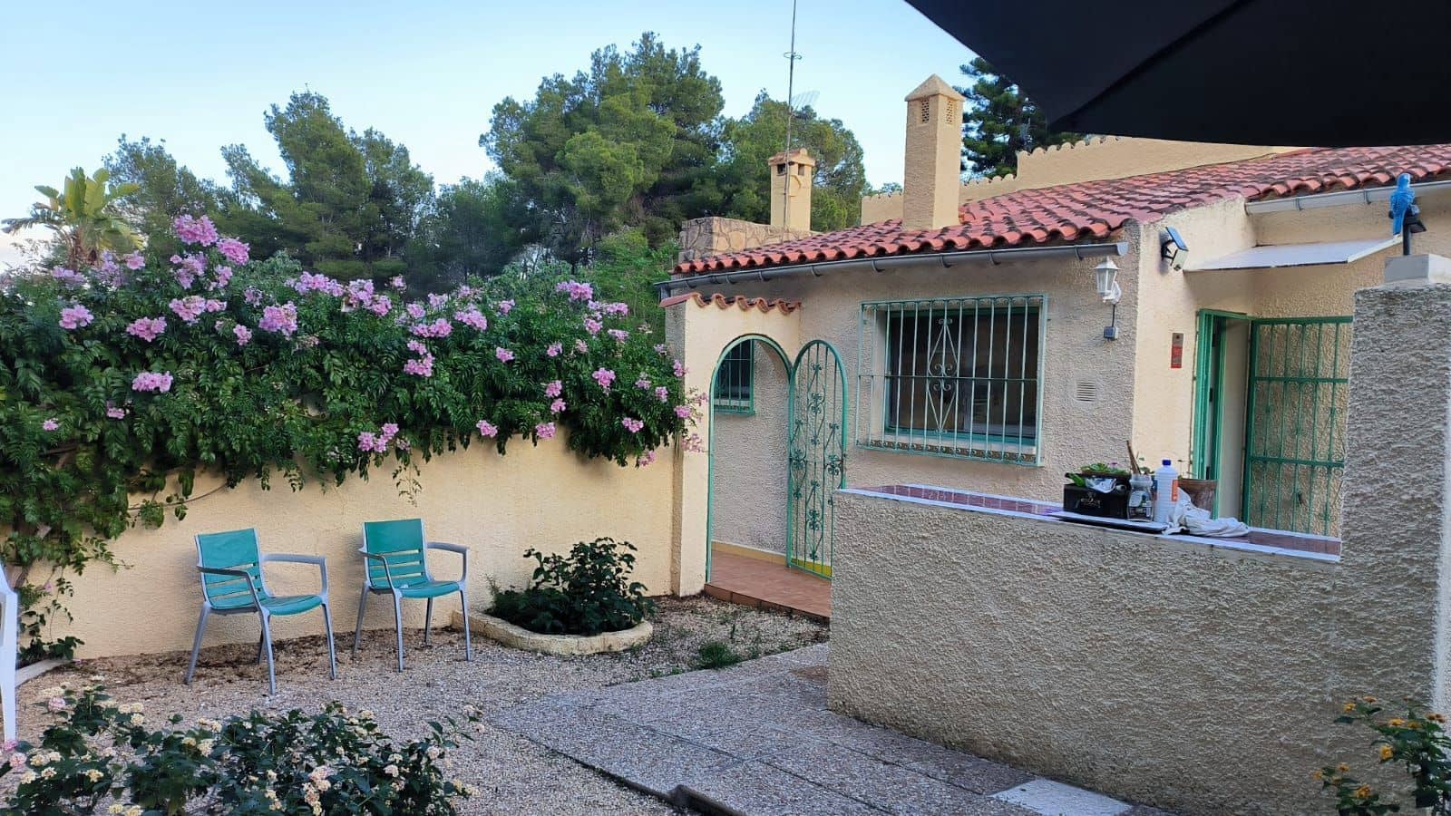 Chalet de 3 habitaciones en Alfaz del Pi / L'Alfàs del Pi en venta con garaje - 420.000 € (Ref: 9226172)