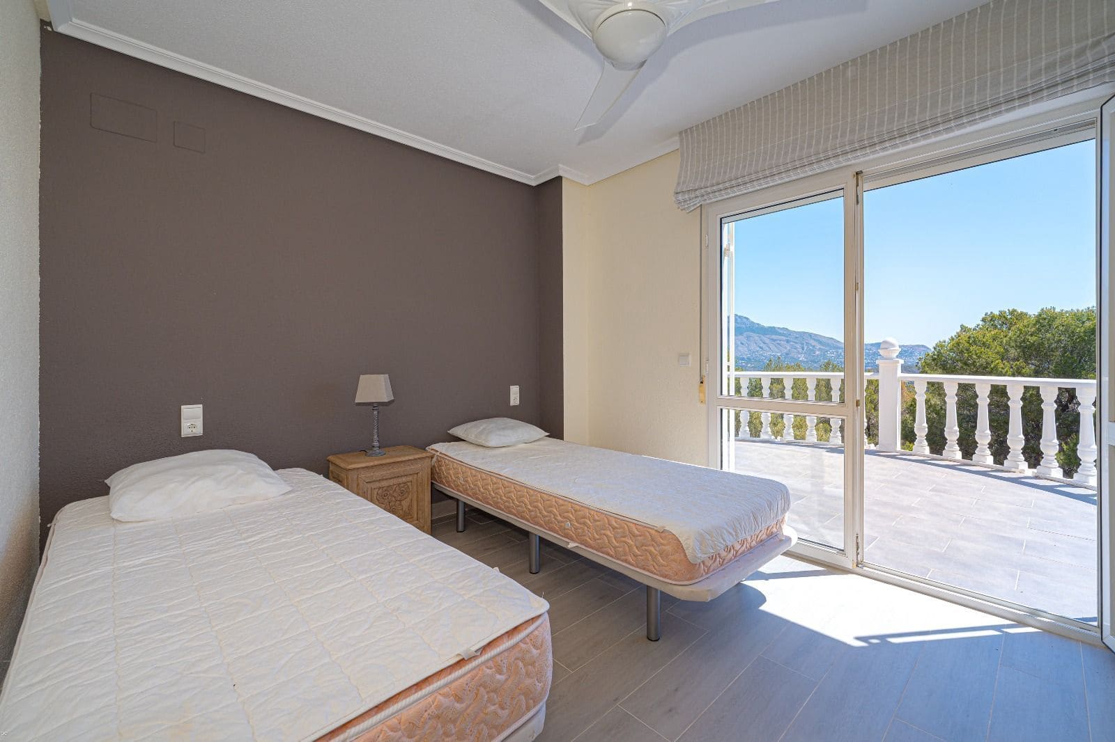 3 bedroom Villa for sale in La Nucia with pool - € 550,000 (Ref: 9263978)