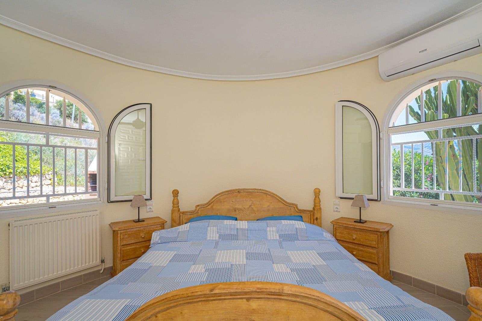 3 bedroom Villa for sale in La Nucia with pool - € 550,000 (Ref: 9263978)