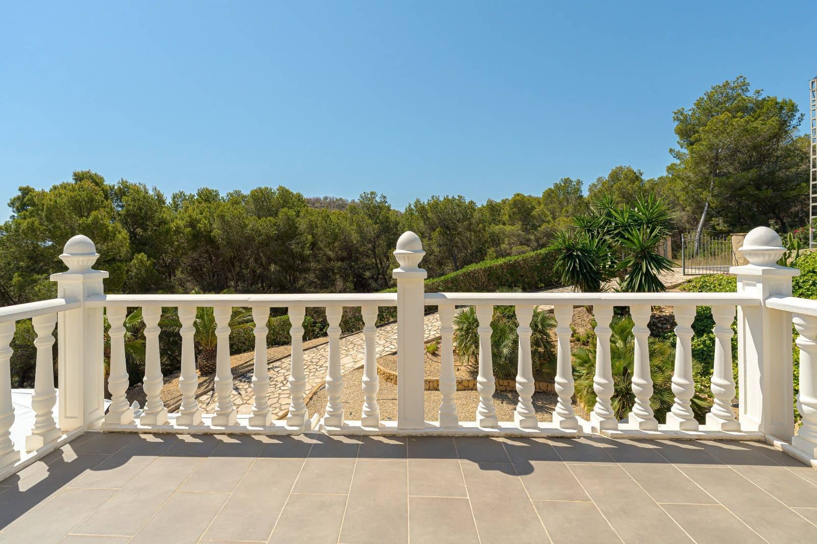 3 bedroom Villa for sale in La Nucia with pool - € 550,000 (Ref: 9263978)