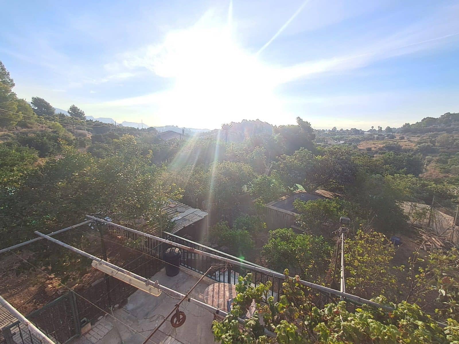 Chalet de 2 habitaciones en La Nucia en venta con piscina - 180.000 € (Ref: 9290942)