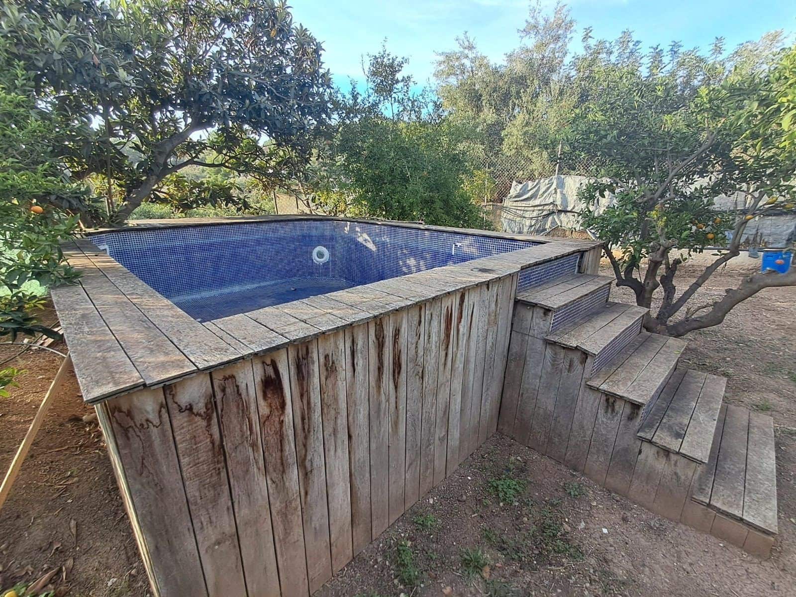 Chalet de 2 habitaciones en La Nucia en venta con piscina - 180.000 € (Ref: 9290942)