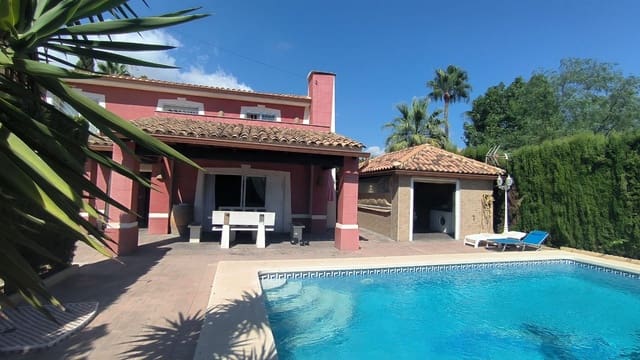 4 camera da letto Villa in vendita in Benidorm con piscina garage - 675.000 € (Rif: 9334352)