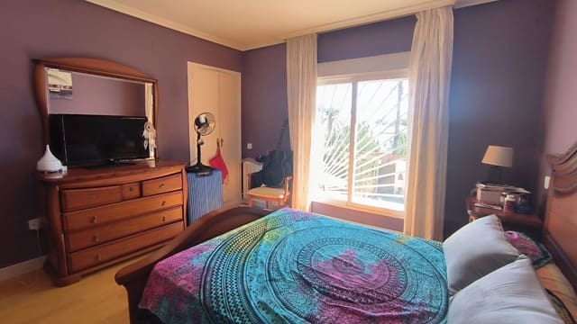 4 bedroom Villa for sale in Benidorm with pool garage - € 675,000 (Ref: 9334352)