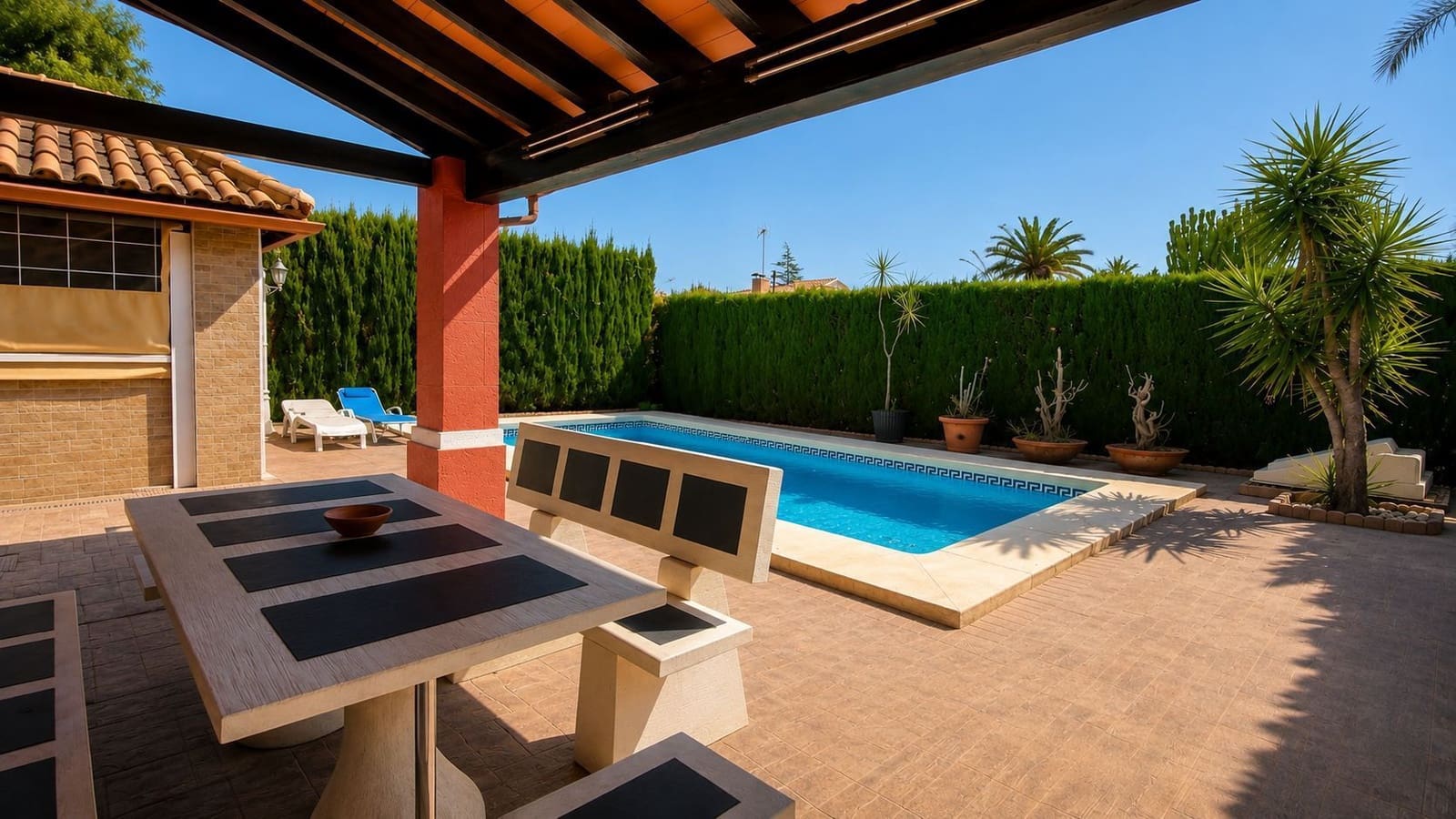 4 bedroom Villa for sale in Benidorm with pool garage - € 625,000 (Ref: 9334352)