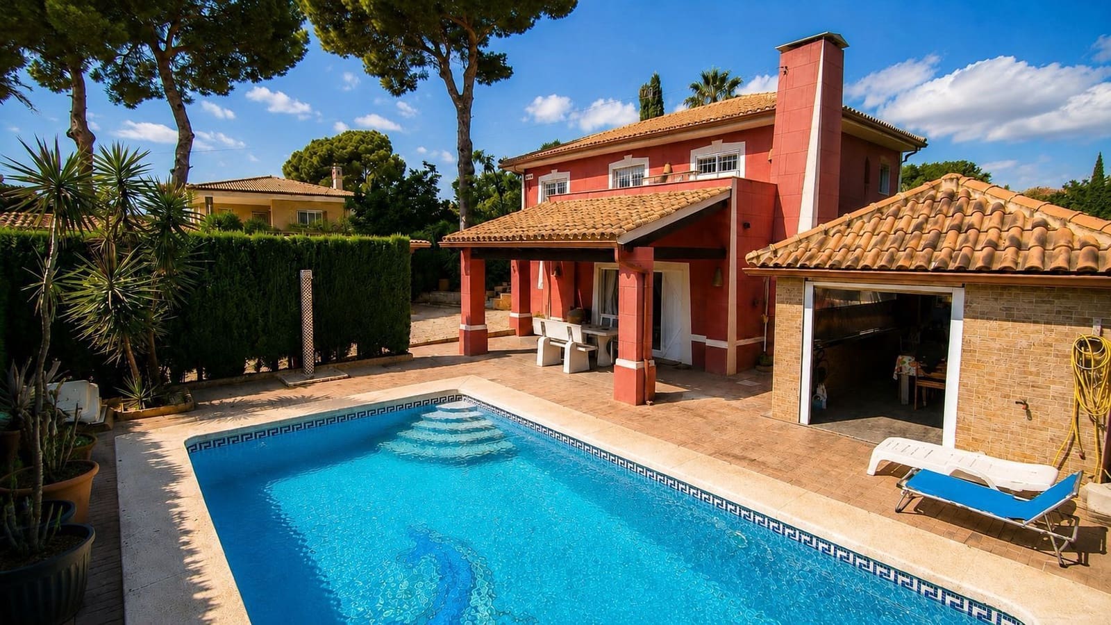 4 bedroom Villa for sale in Benidorm with pool garage - € 625,000 (Ref: 9334352)