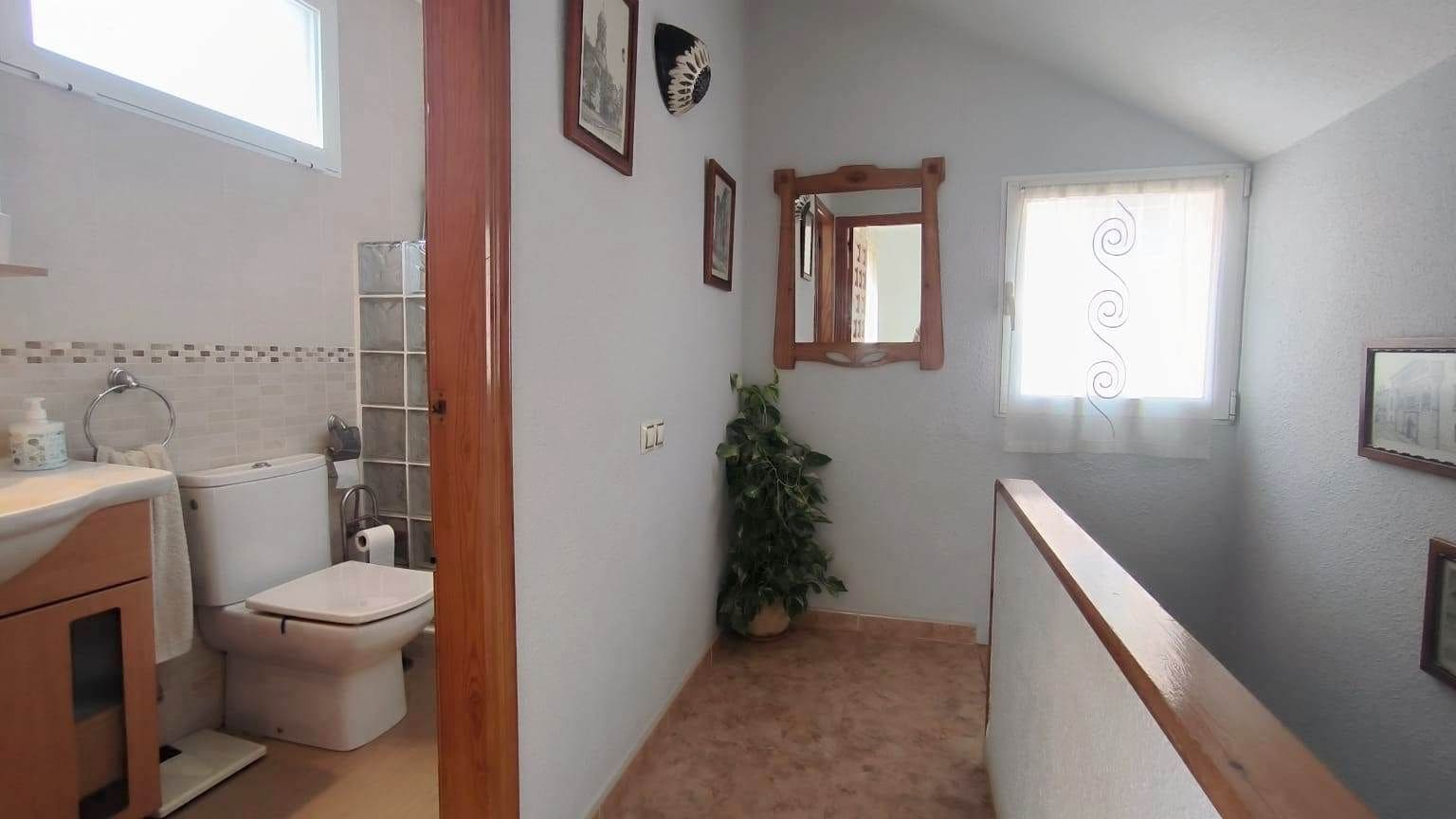 Chalet de 3 habitaciones en La Nucia en venta con piscina - 298.000 € (Ref: 9334353)