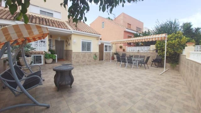 3 slaapkamer Villa te koop in La Nucia met zwembad - € 298.000 (Ref: 9334353)