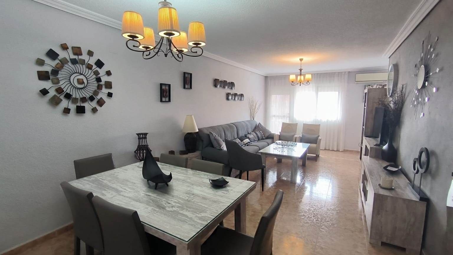 Chalet de 3 habitaciones en La Nucia en venta con piscina - 298.000 € (Ref: 9334353)