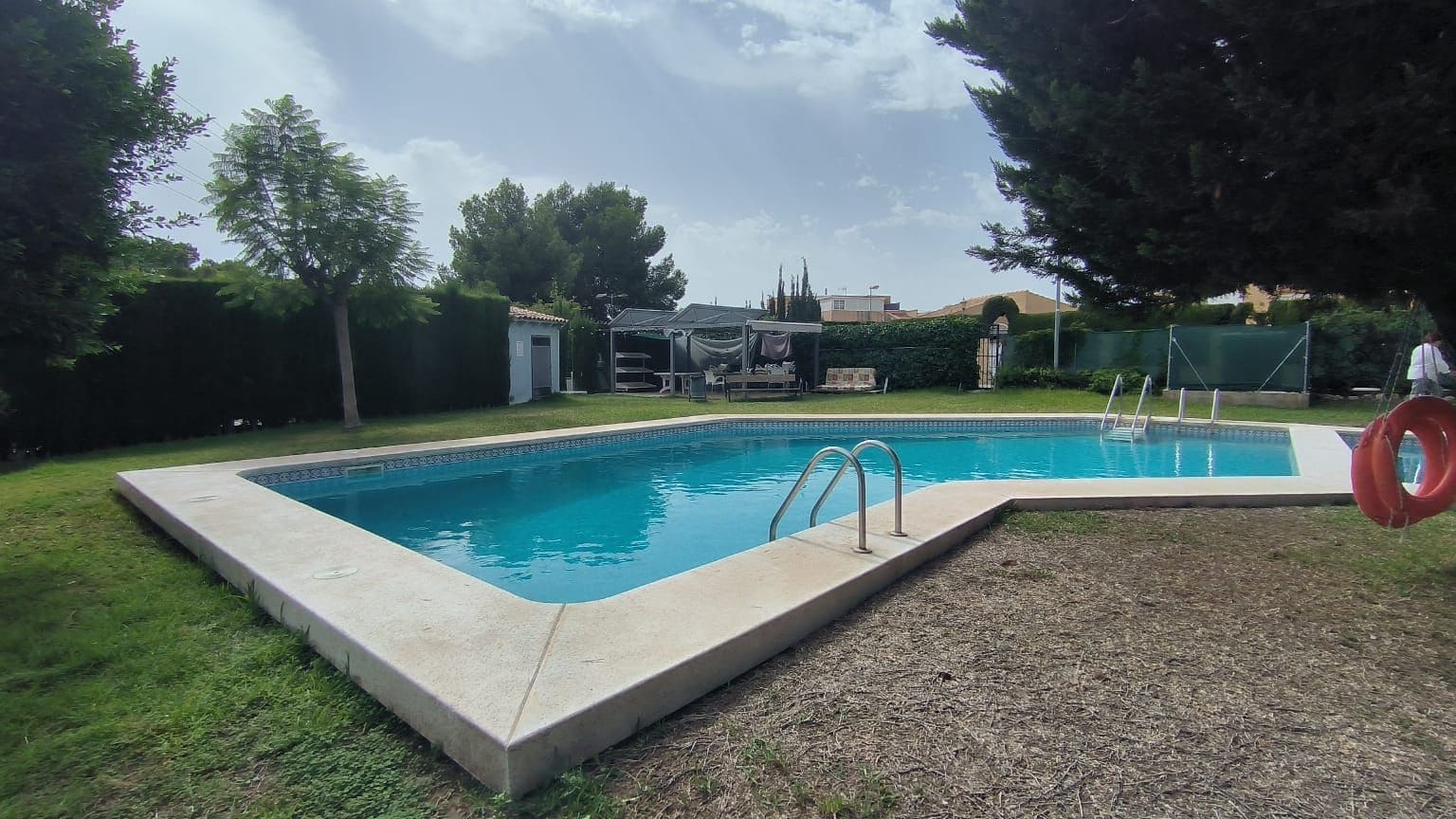Chalet de 3 habitaciones en La Nucia en venta con piscina - 298.000 € (Ref: 9334353)