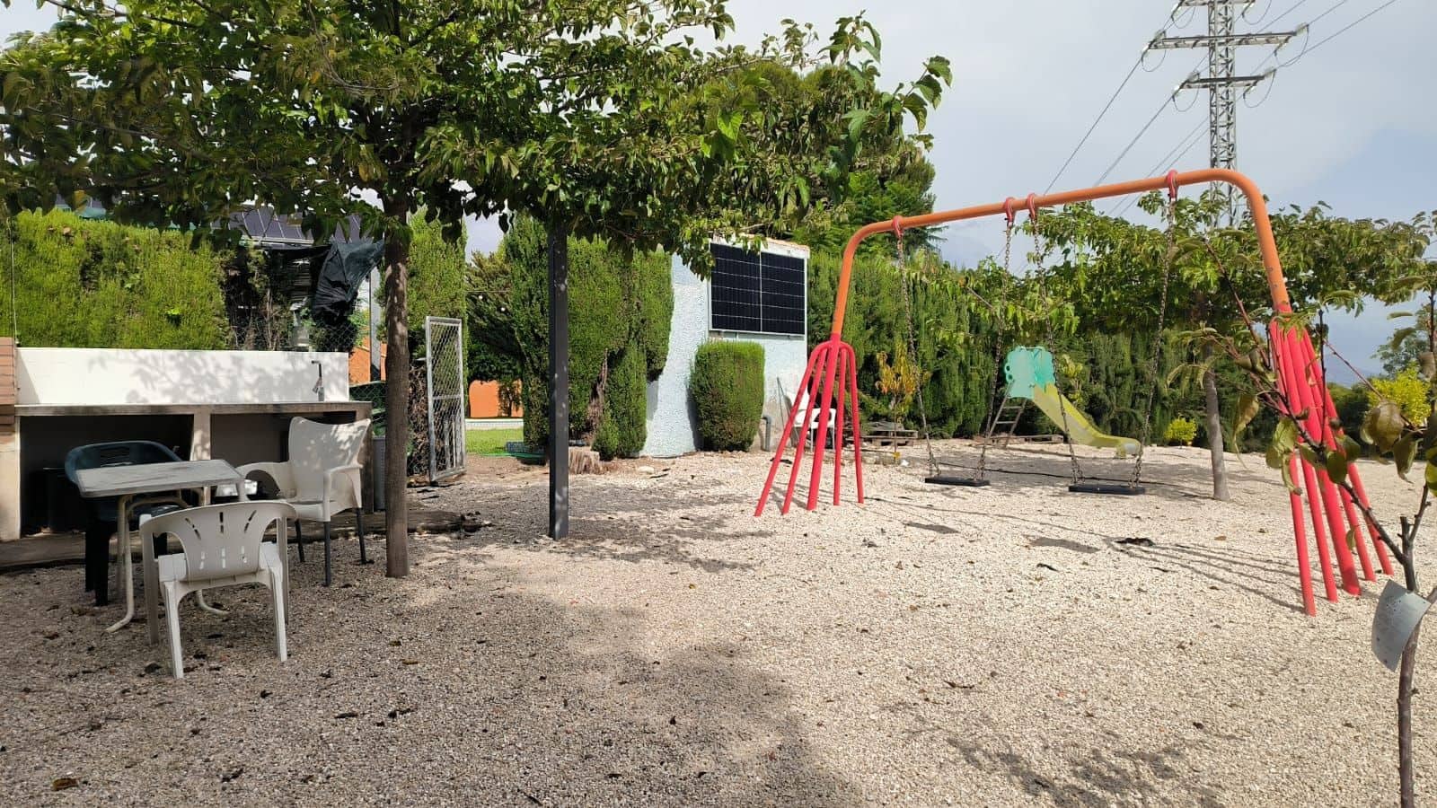 Chalet de 3 habitaciones en La Nucia en venta con piscina - 298.000 € (Ref: 9334353)