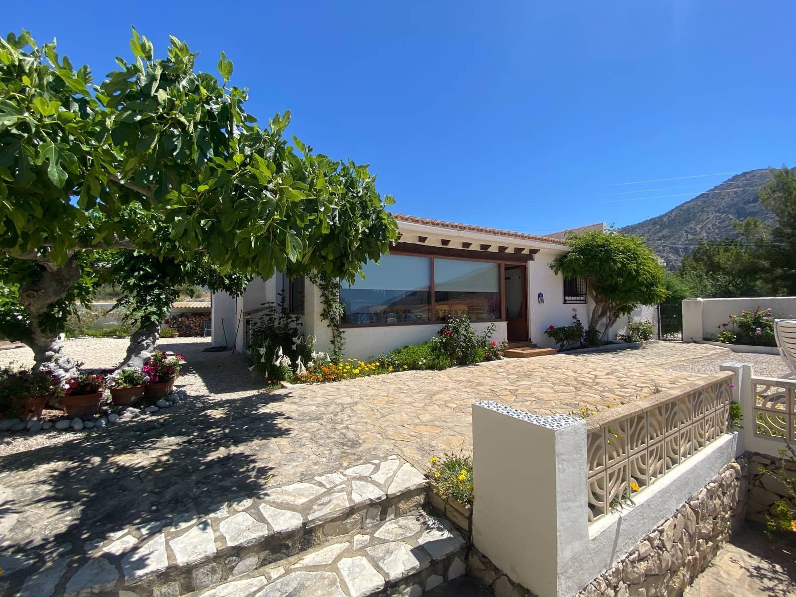 3 soveværelse Villa til salg i Orxeta med swimmingpool garage - € 490.000 (Ref: 9400348)