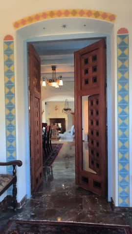 3 bedroom Villa for sale in Guadalest with garage - € 530,000 (Ref: 9402850)